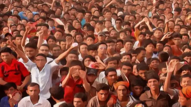 সড়কে রবীন্দ্র বিশ্ববিদ্যালয়ের শিক্ষার্থীদের অবস্থান, ঢাকার সঙ্গে যোগাযোগ বন্ধ