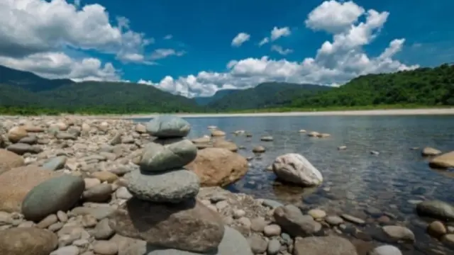 সাদাপাথর লুটপাটে ১৩৭ জন জড়িত: তদন্ত প্রতিবেদন