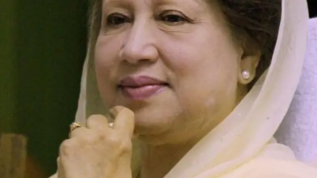 রাত থেকেই সংসদ ভবন এলাকায় নেতাকর্মীদের ভিড়