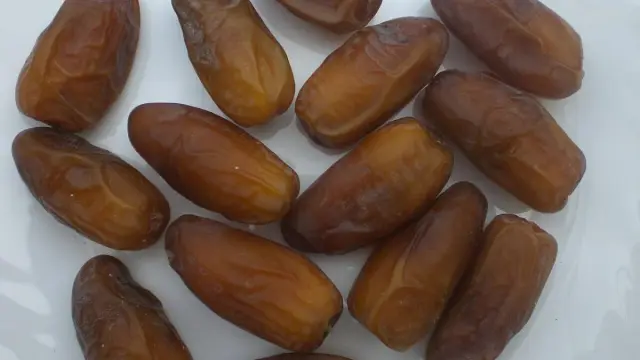 ধনী-গরিব একসঙ্গে ইফতার