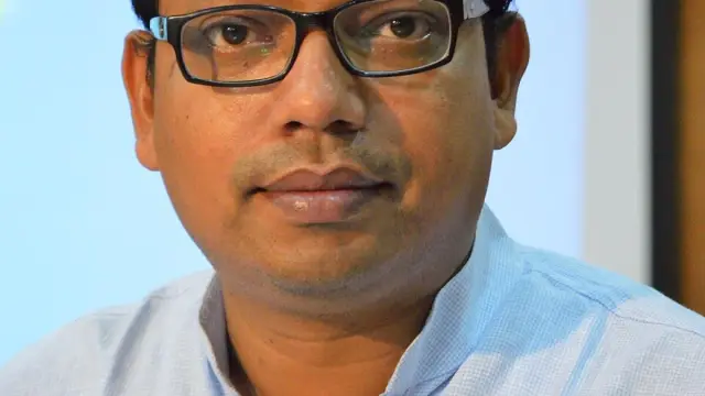 আর্জেন্টিনার জার্সি গায়ে ট্রাইব্যুনালে হাজির পলক, ভিডিও ভাইরাল