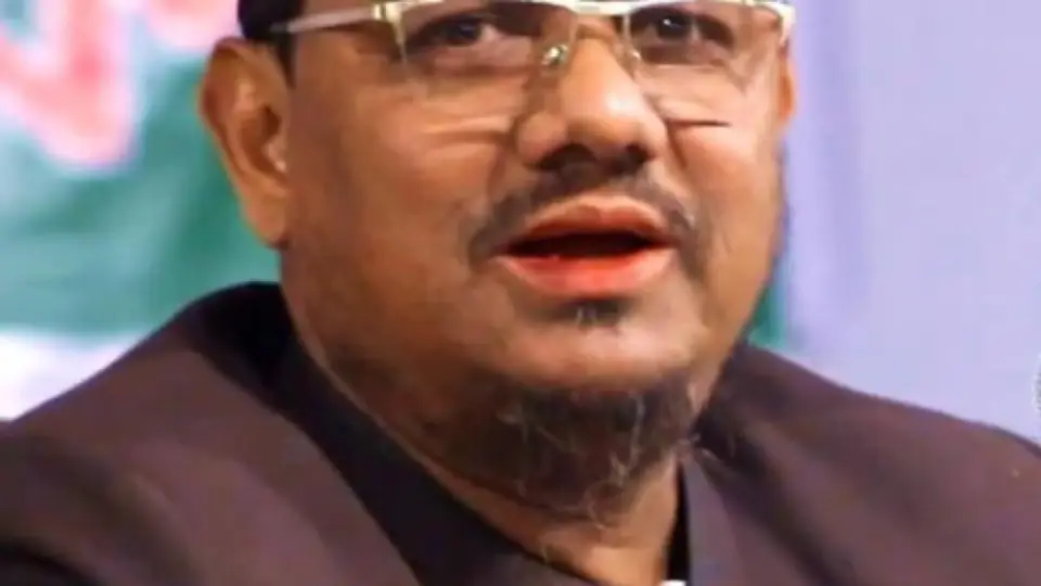 গণভোটে ‘হ্যাঁ’ জয় নিশ্চিত করতে হবে: চরমোনাই পীর
