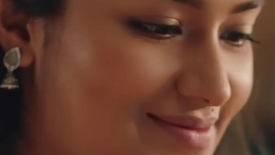 কখনো ‘ঢাকায় না আসাদের’ খোঁজ চাইলেন ফারিণ